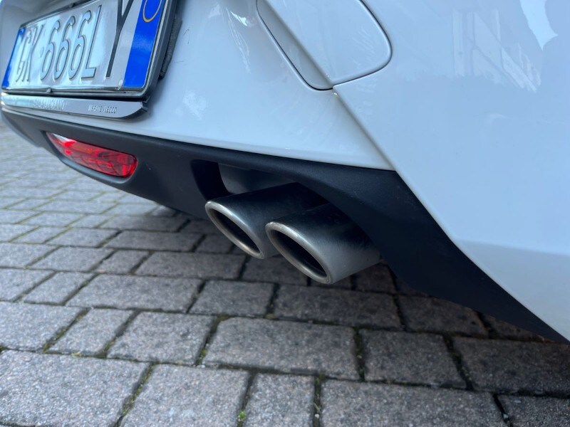 OPEL Corsa 6ª serie Corsa 1.2 130 CV aut. GS